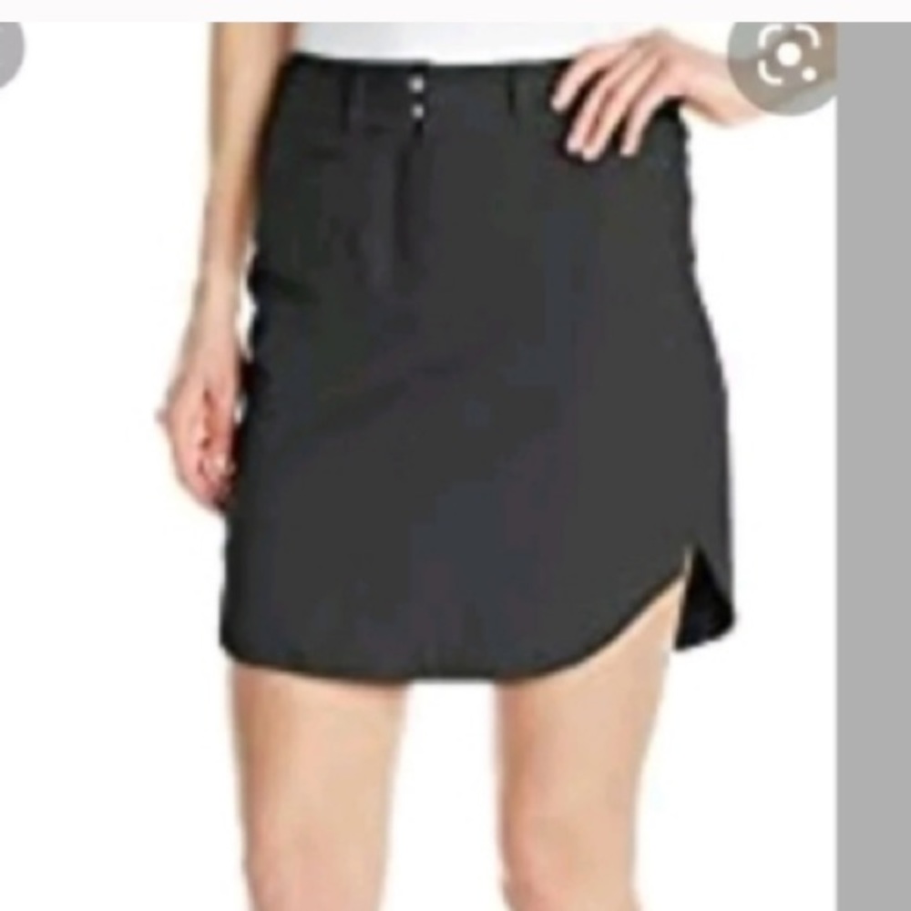 Adidas Women’s 3-Stripes Golf Skort NWOT Size 8 Lightweight Athletic Skort